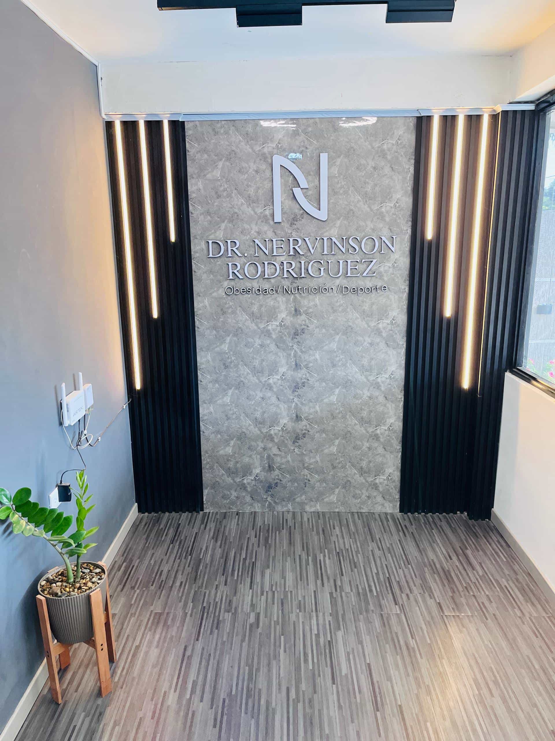 recepción del consultorio del dr. nervinson rodríguez